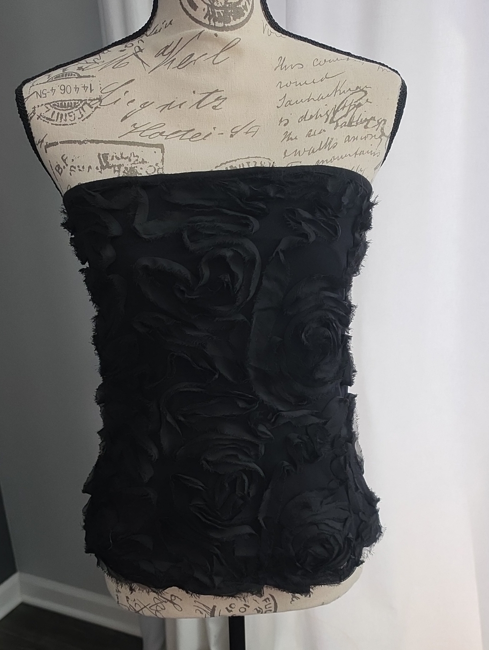 Dots Black Rosette Tube Top